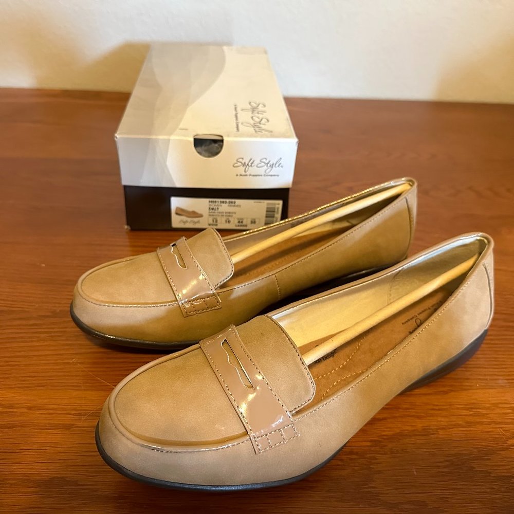 Soft Style Daly Penny Loafer Size 12 W WIDE Tan *NEW*